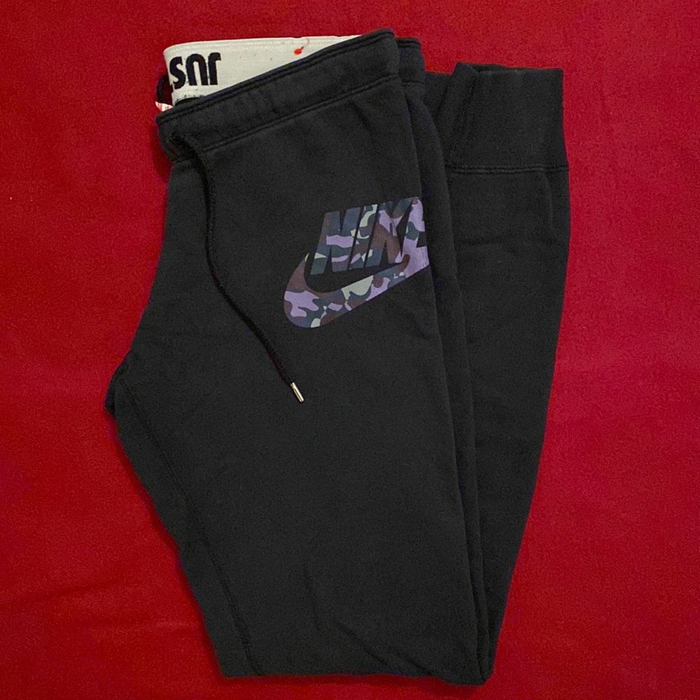Nike Sweatpants